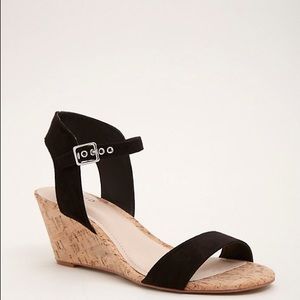 Black Wedges New ✅